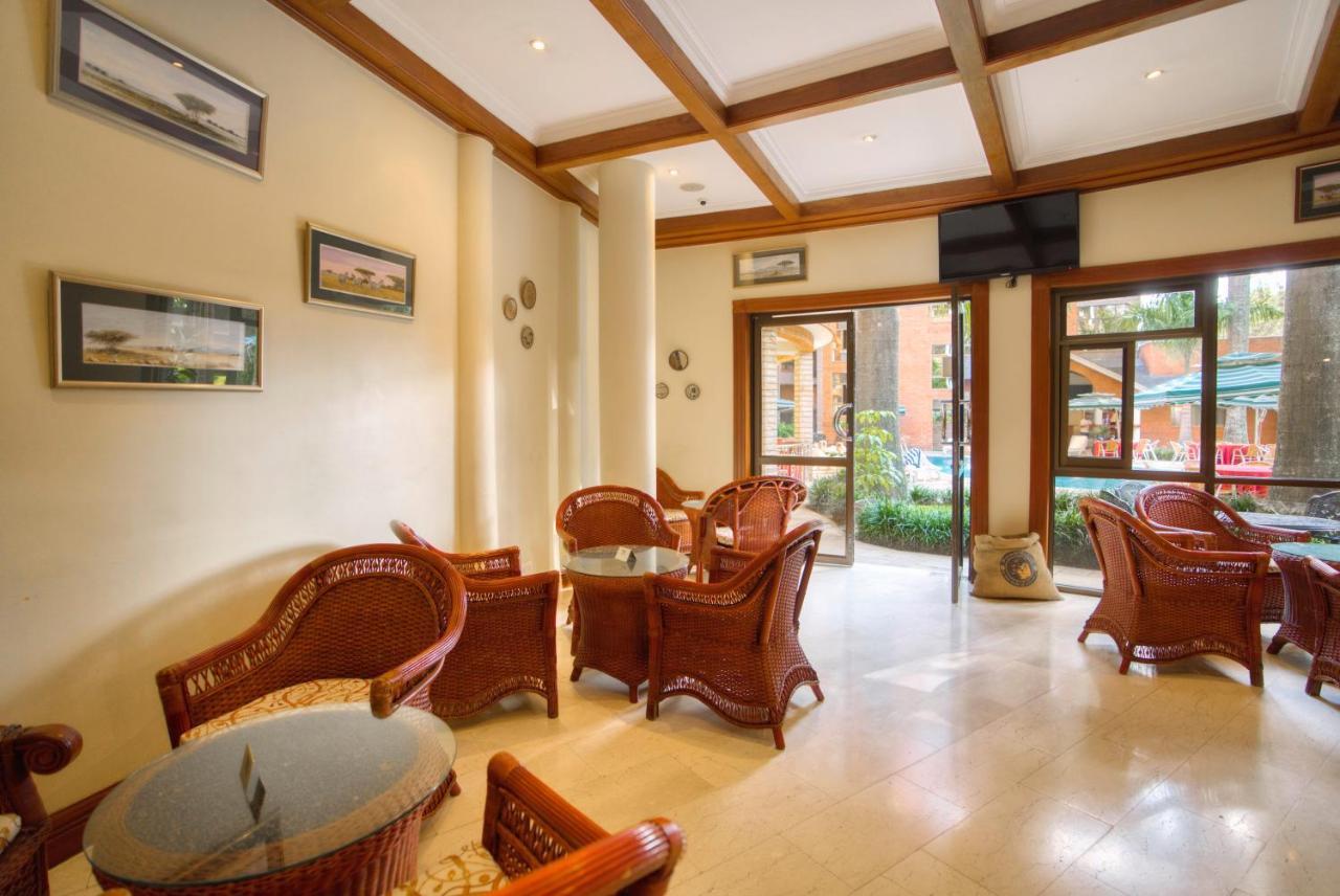 Kibo Palace Hotel Аруша Екстериор снимка