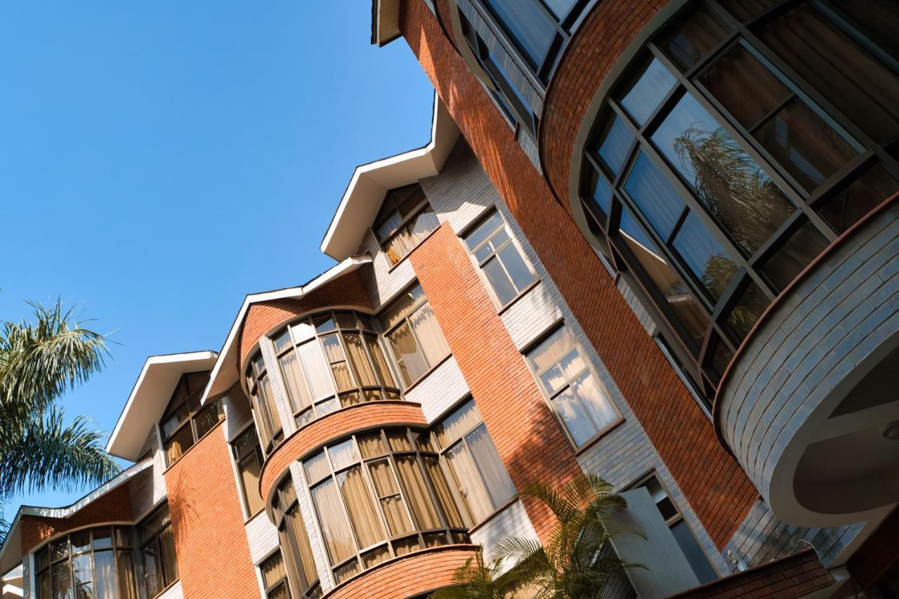 Kibo Palace Hotel Аруша Екстериор снимка