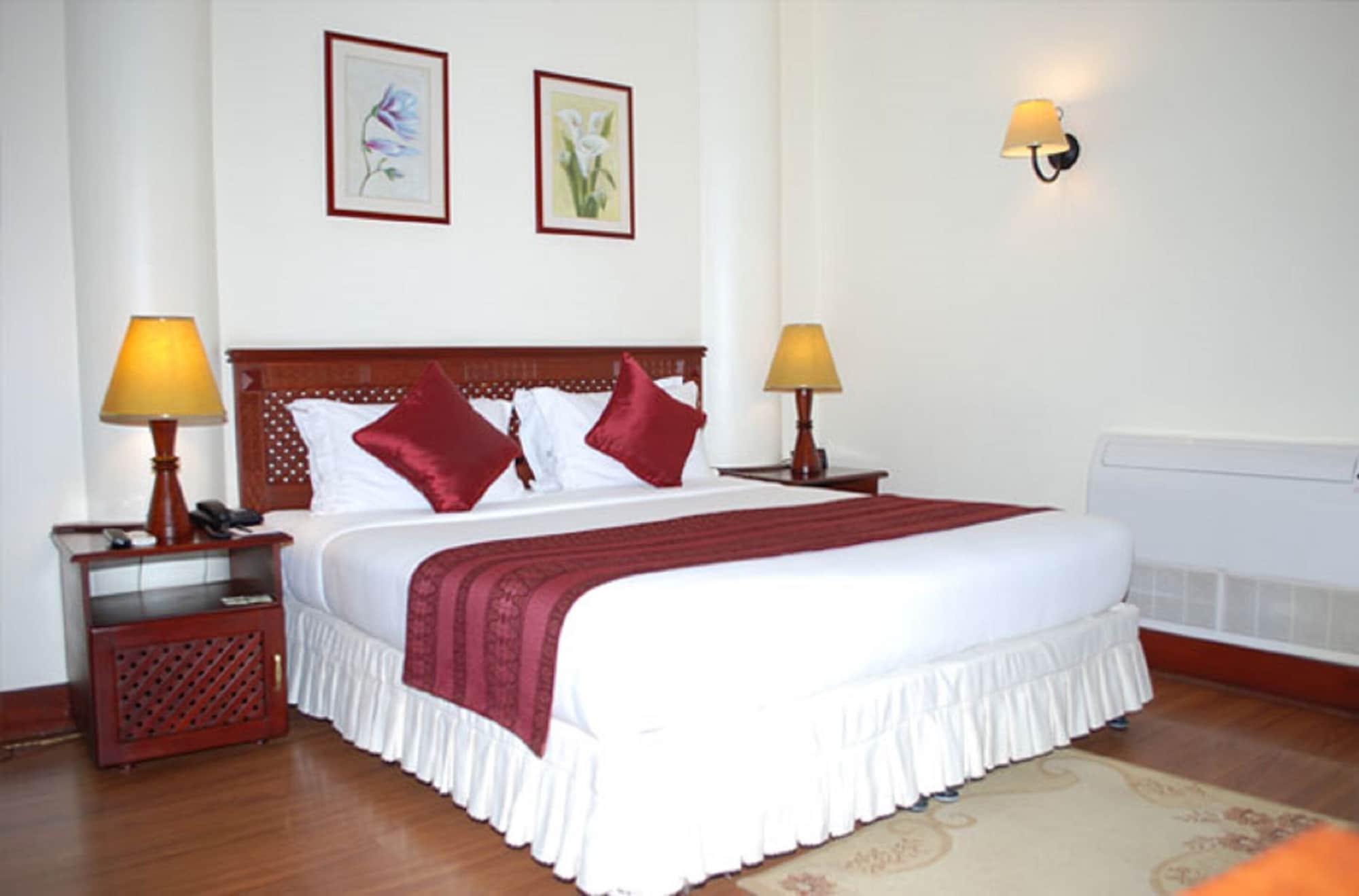Kibo Palace Hotel Аруша Екстериор снимка