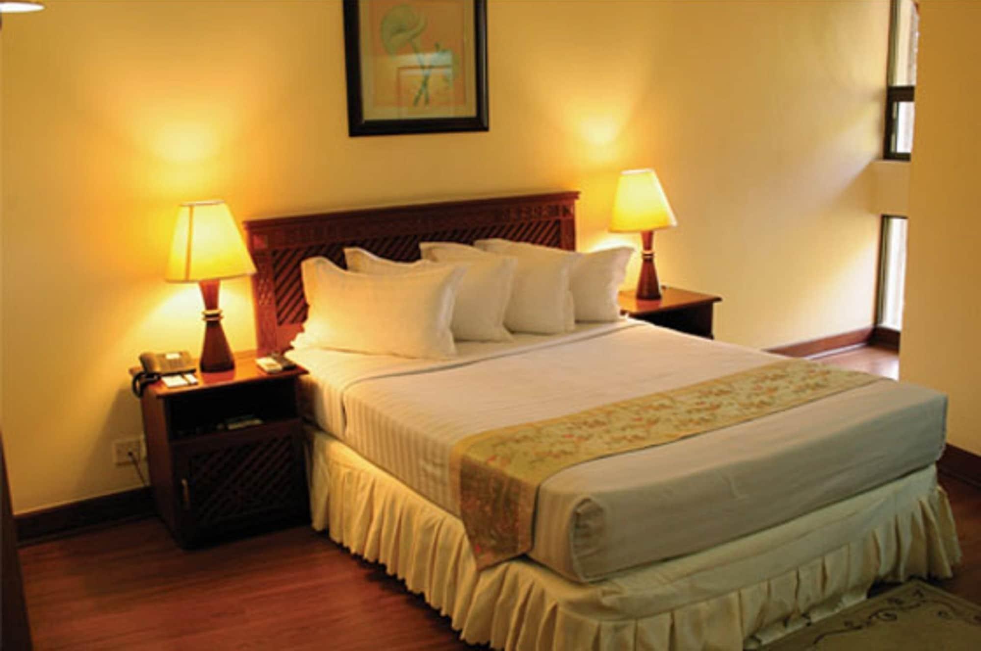 Kibo Palace Hotel Аруша Екстериор снимка