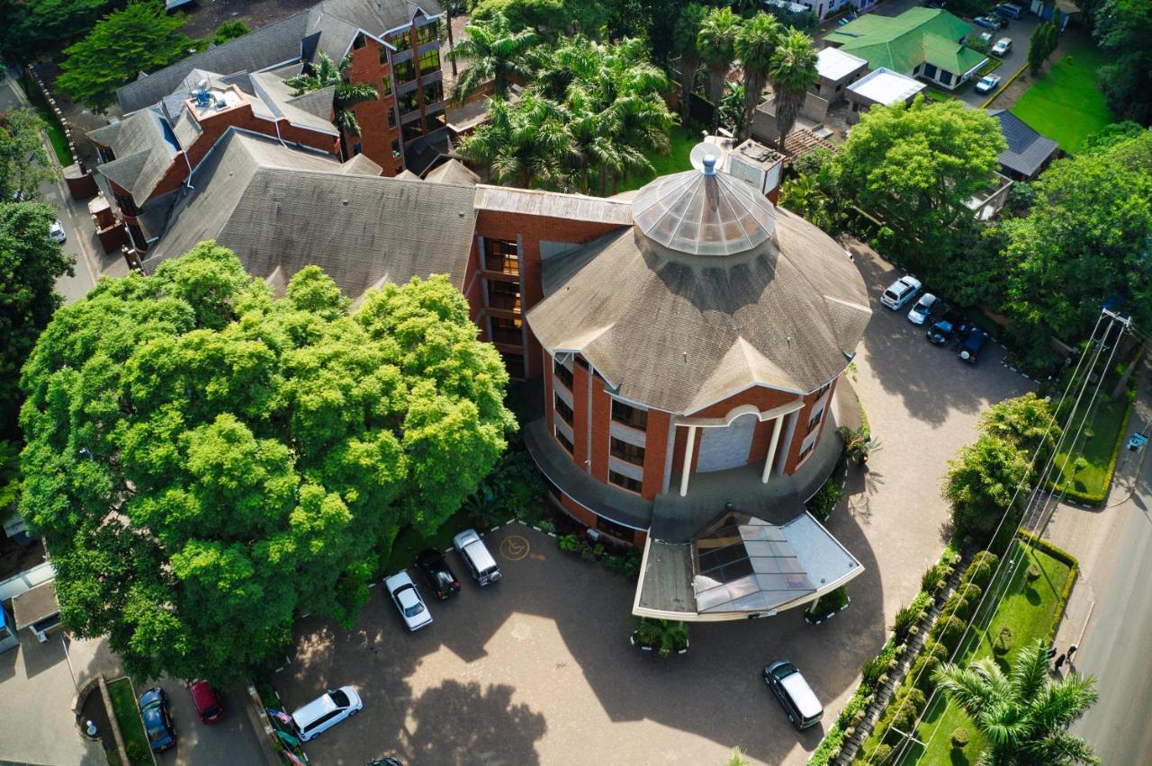 Kibo Palace Hotel Аруша Екстериор снимка