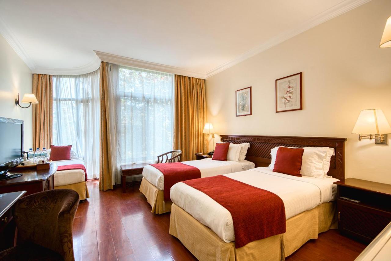 Kibo Palace Hotel Аруша Стая снимка