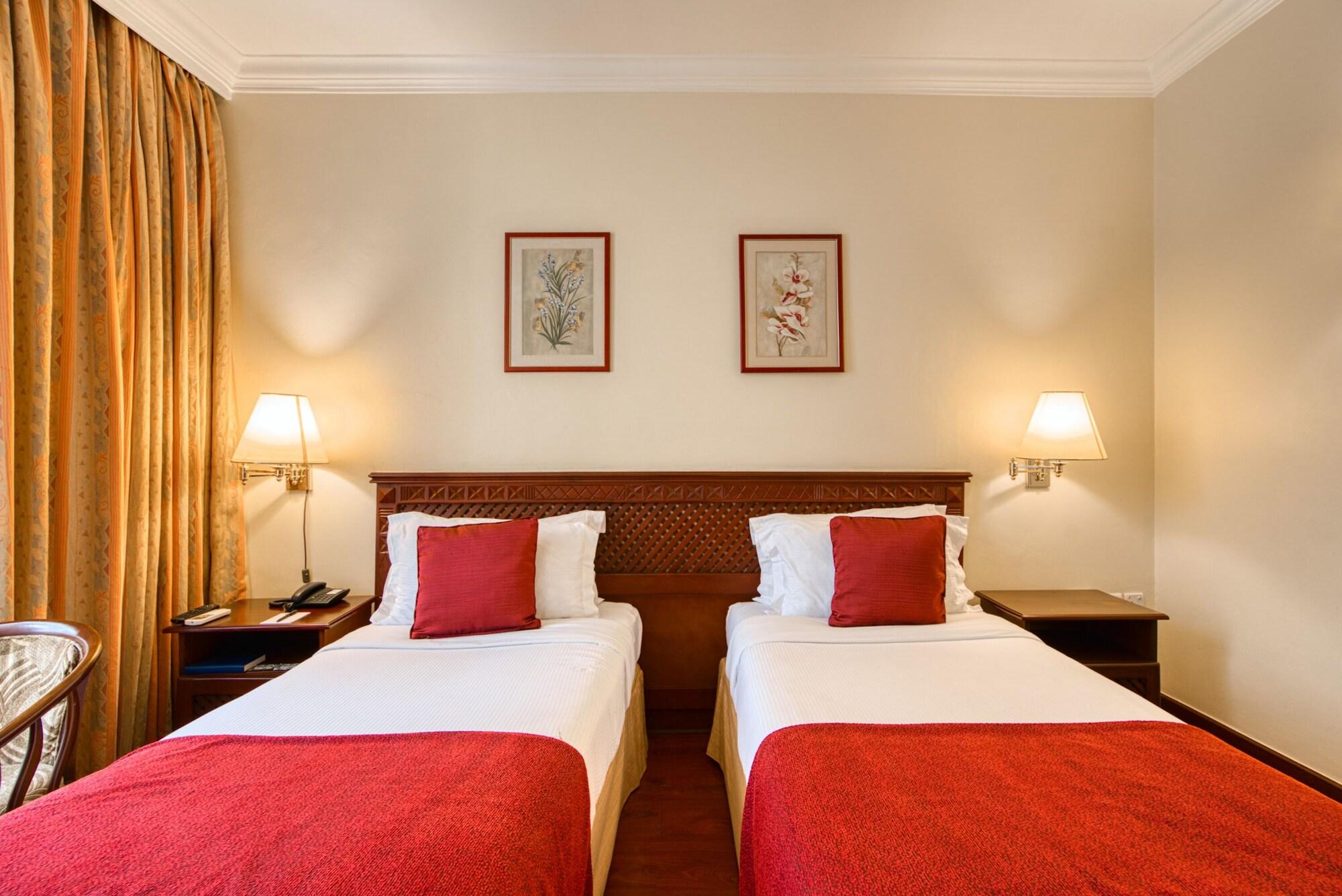 Kibo Palace Hotel Аруша Екстериор снимка