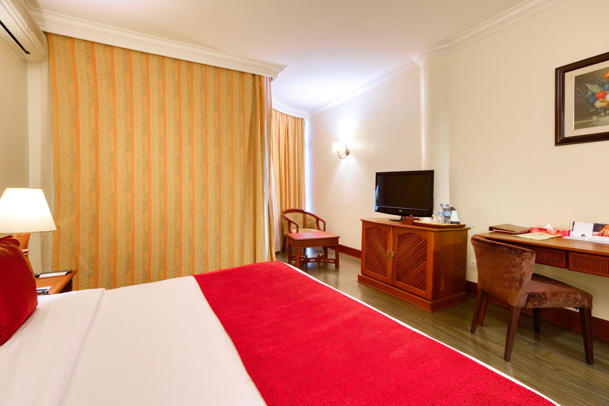 Kibo Palace Hotel Аруша Екстериор снимка